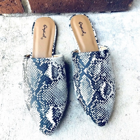 Animal print faux snake skin mule sandals - Picture 2 of 4